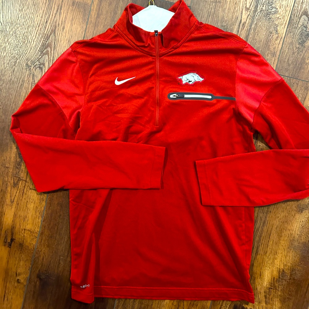 Arkansas razorbacks Nike dri fit pull over